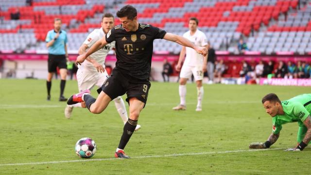 开云下载-最炸裂的破纪录时刻！“世一锋”在德甲还有何追求？